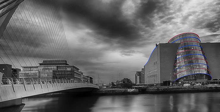 Beautiful long exposure image from Samuel Becket Bridge in Dublin